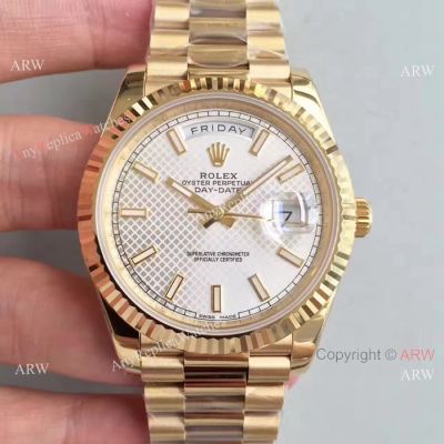 (EW) Replica Rolex 3255 DayDate II 41mm Watch White Dial Mens